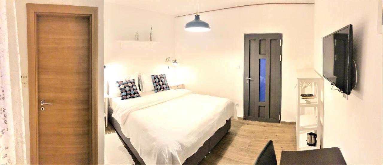 Apartments & Rooms Formenti Skradin Ngoại thất bức ảnh