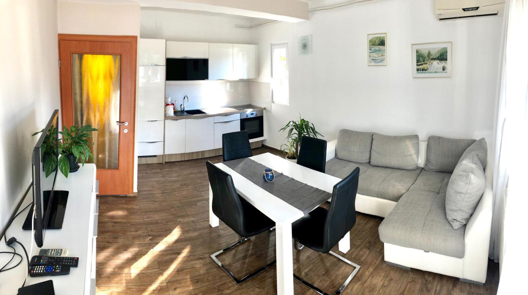 Apartments & Rooms Formenti Skradin Phòng bức ảnh