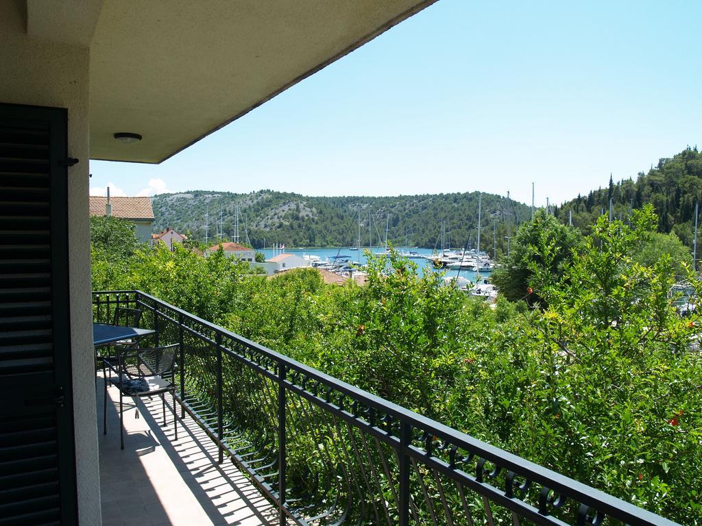 Apartments & Rooms Formenti Skradin Phòng bức ảnh