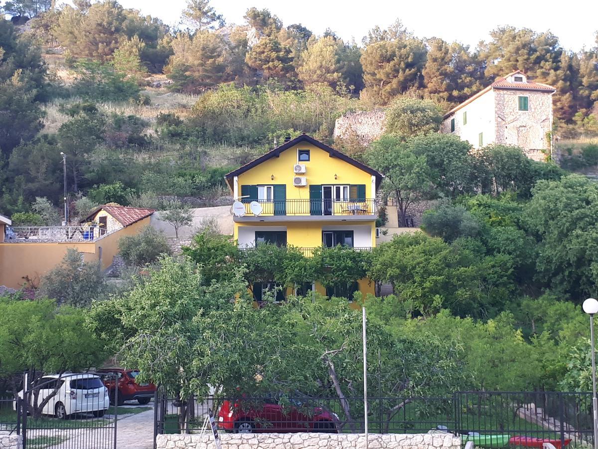 Apartments & Rooms Formenti Skradin Ngoại thất bức ảnh